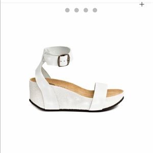 UMA ankle strap sandals made in Spain U.S. size 6